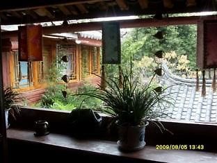 Overseas Inn Lijiang  Eksteriør bilde